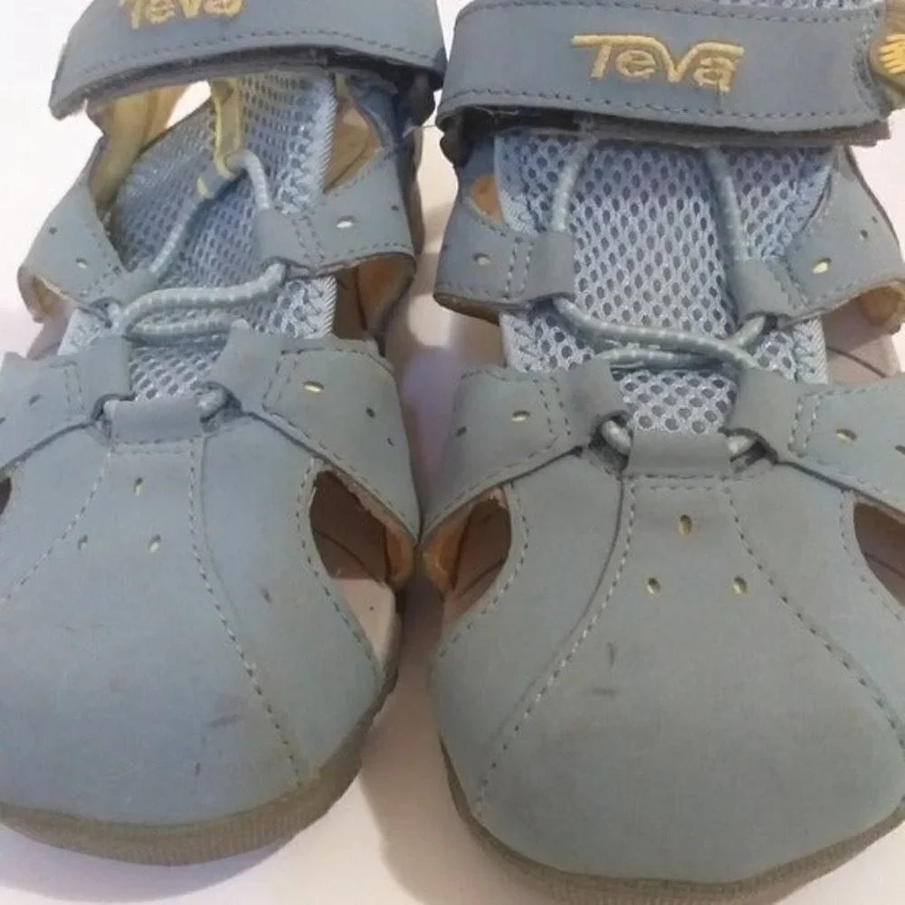 Teva deacon mermaid kids 4 sandals yellow and gray hiking camp casual vacations